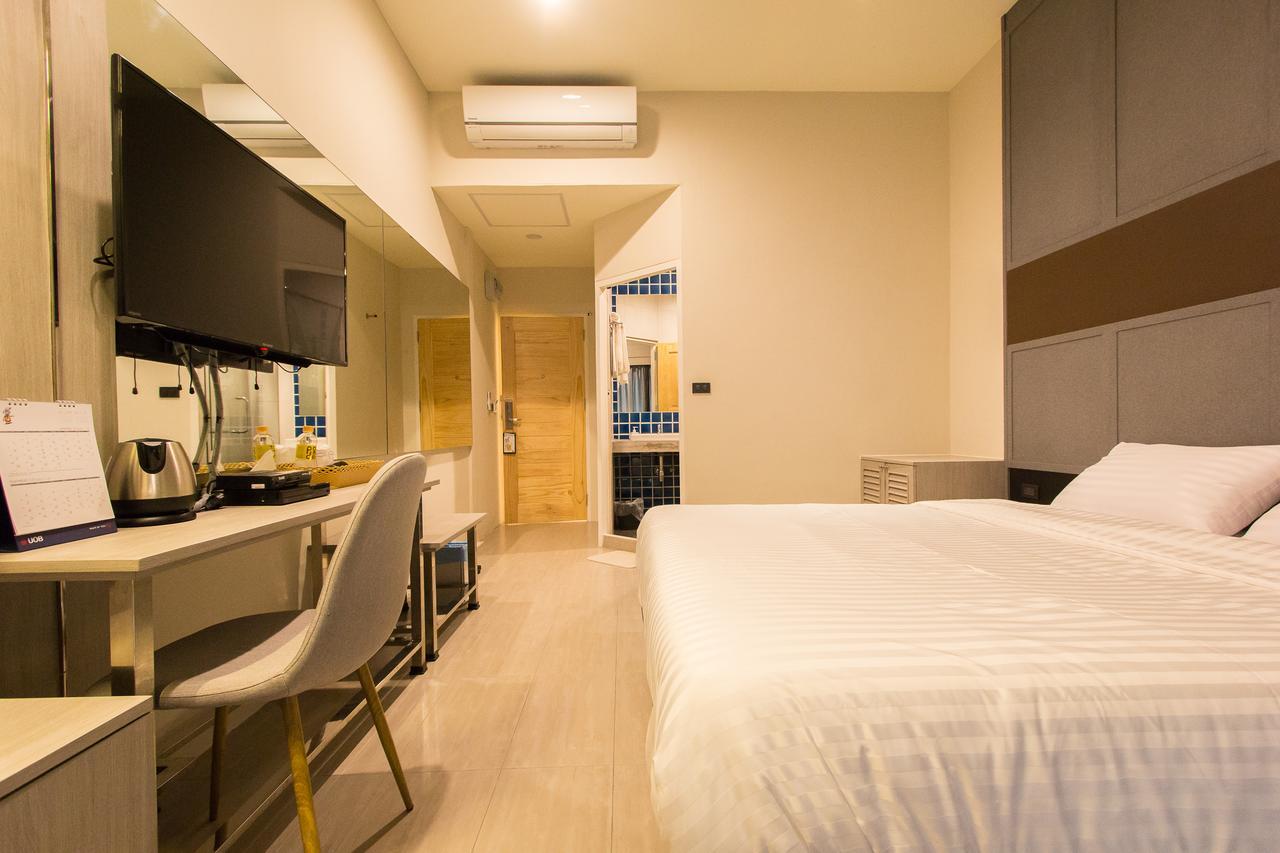 Lazy Sunday Hostel Μπανγκόκ Εξωτερικό φωτογραφία
