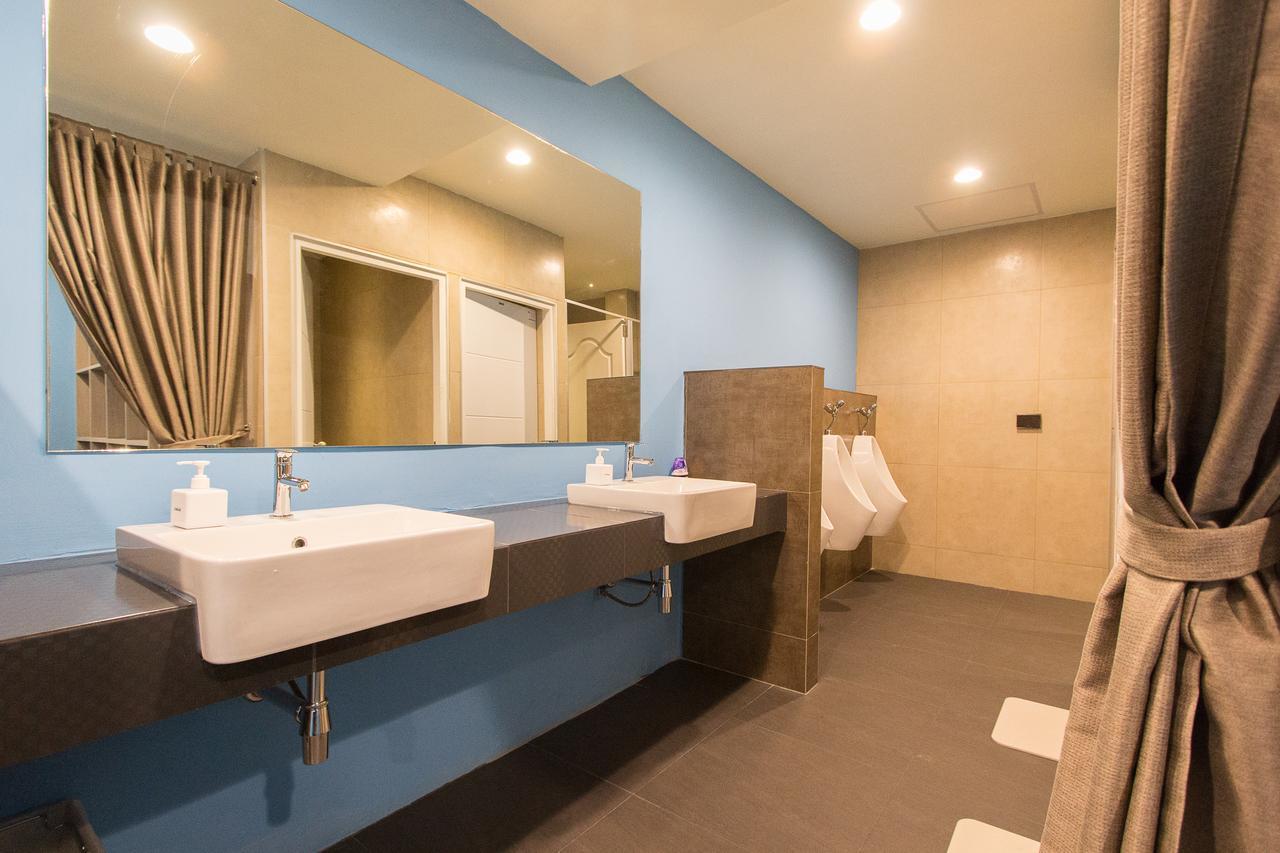 Lazy Sunday Hostel Μπανγκόκ Εξωτερικό φωτογραφία